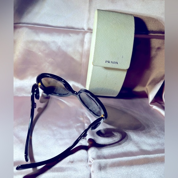 PRADA Minimal Baroque Sunglasses Brown - Picture 8 of 17